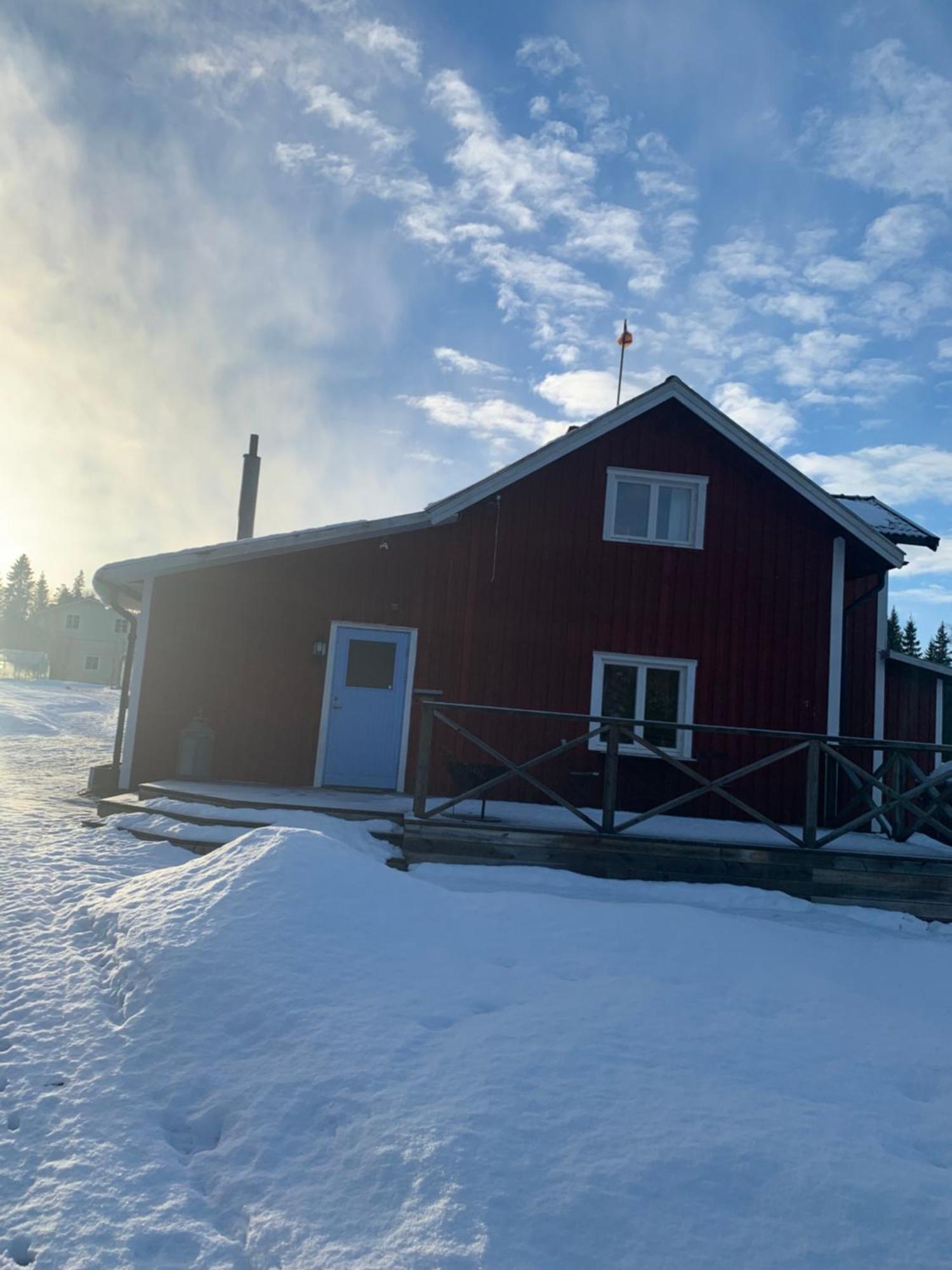 Warm Beheiztes Gemuetliches Haus In Der Natur Sunne Eksteriør bilde