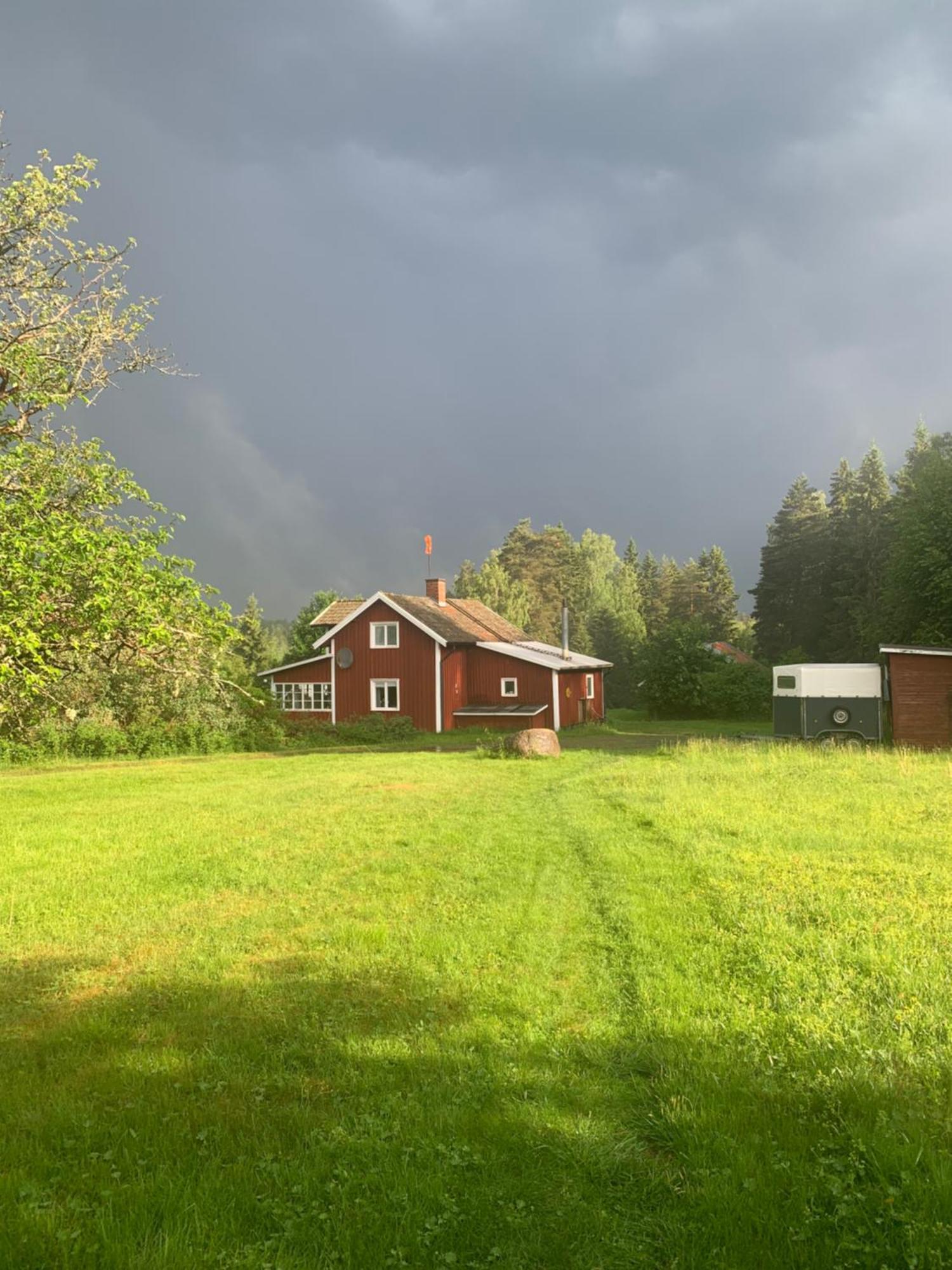 Warm Beheiztes Gemuetliches Haus In Der Natur Sunne Eksteriør bilde